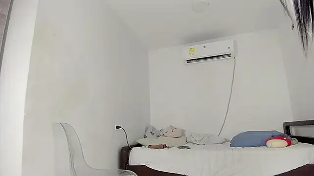 Snapshot of flor_herrera01 chatting on 10, 3, 2025 flor herrera01 online show from 10, 3, 2025