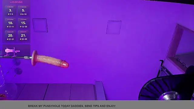 ValentinoMoreti online show from 19, 12, 2025