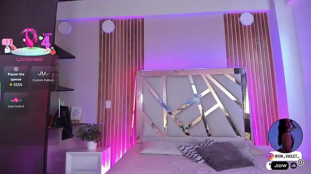 Snapshot of sweetviolet__ chatting on 23, 11, 2025 sweetviolet online show from 23, 11, 2025