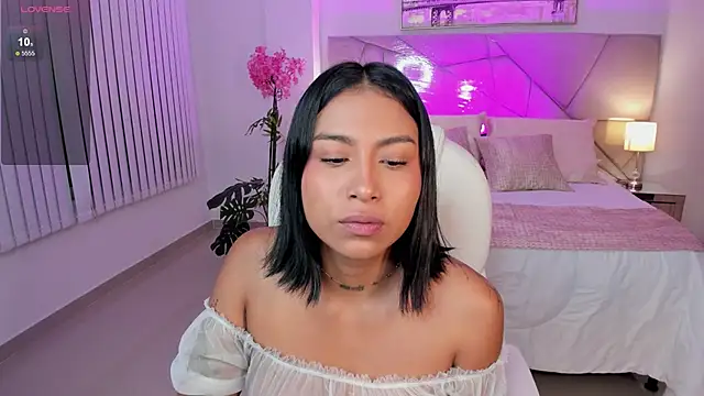 Ivyy Moon  online show from 29, 3, 2026