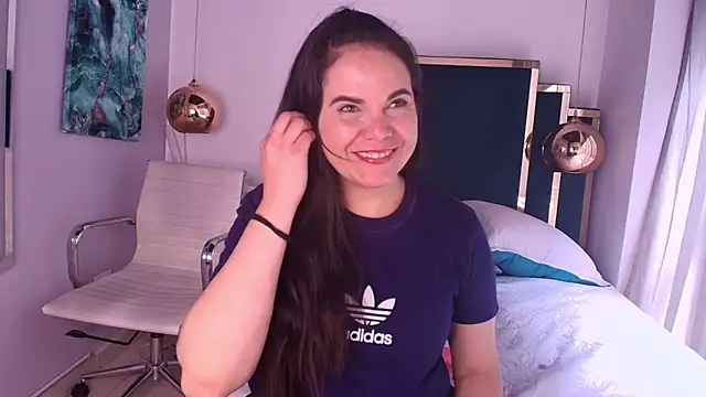 Snapshot of laura_hotties chatting on 31, 5, 2026 laura hotties online show from 31, 5, 2026