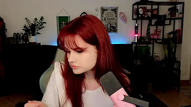 Della Ideal online show from 9, 2, 2026