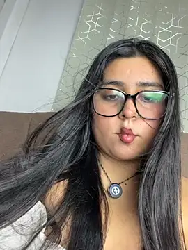 virginbrunette99 online show from 28, 4, 2026