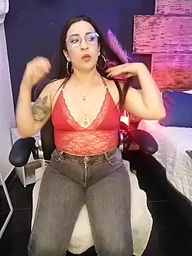 Bella williamss  online show from 5, 3, 2025