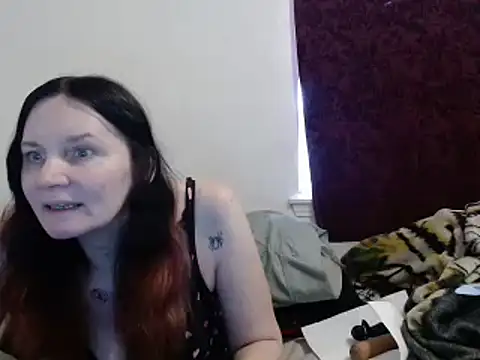 Snapshot of Hotmodel1984 chatting on 17, 12, 2024 Hotmodel1984 online show from 17, 12, 2024