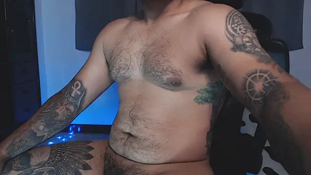Snapshot of maxflurry_ chatting on 11, 5, 2026 maxflurry online show from 11, 5, 2026