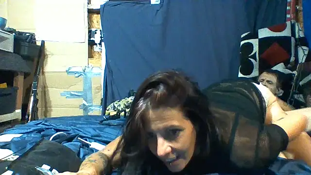 SillyRabbitz online show from 3, 8, 2026