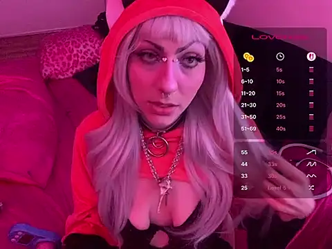 Snapshot of ChrryFoxx chatting on 15, 5, 2026 ChrryFoxx online show from 15, 5, 2026