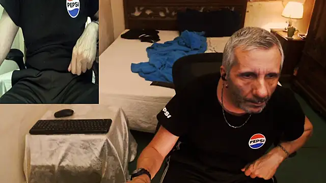 maxdaddy690 online show from 16, 9, 2025