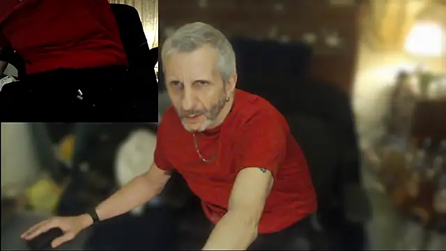 Snapshot of maxdaddy690 chatting on 3, 6, 2026 maxdaddy690 online show from 3, 6, 2026