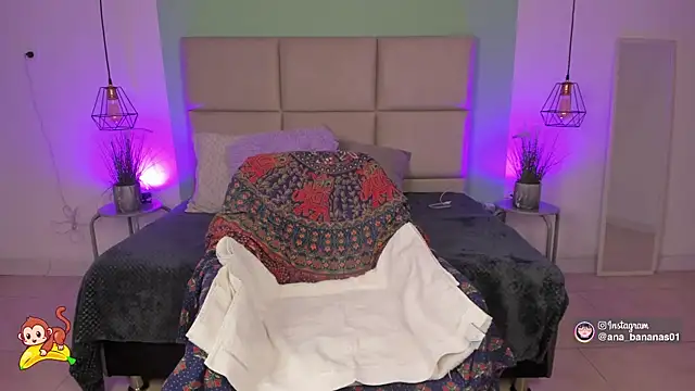 annabananas01 online show from 14, 9, 2025