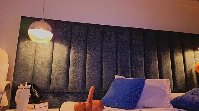 Ariannaa Suarez1 online show from 10, 4, 2026