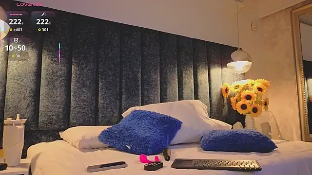 Ariannaa Suarez1 online show from 26, 4, 2026