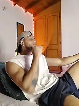 Snapshot of morenosiam chatting on 4, 12, 2025 morenosiam online show from 4, 12, 2025