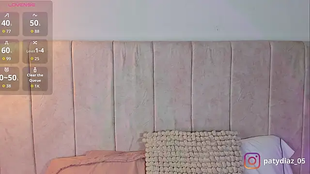 MiiaParker6972 online show from 28, 11, 2025