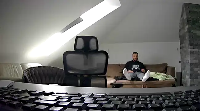 gryzoon online show from 13, 3, 2025