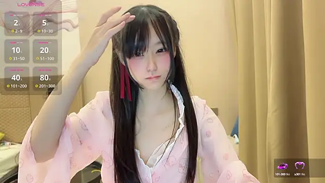 Xiaoxia-Baby online show from 8, 3, 2025