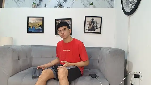 KING OFF BOYS online show from 20, 12, 2025