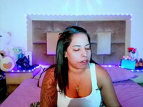 Snapshot of indiantopaz694u chatting on 28, 4, 2026 indiantopaz694u online show from 28, 4, 2026