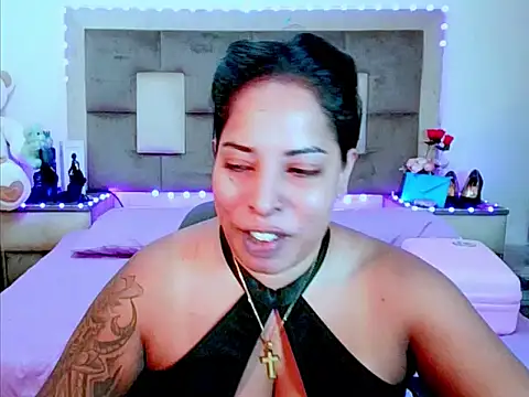 Snapshot of indiantopaz694u chatting on 29, 5, 2026 indiantopaz694u online show from 29, 5, 2026