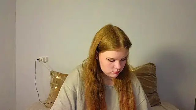 LaseyMoon online show from 6, 2, 2026