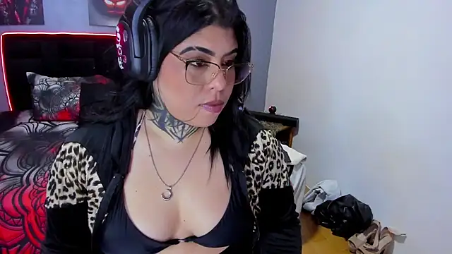 Snapshot of Veronika_metal chatting on 30, 7, 2026 Veronika metal online show from 30, 7, 2026