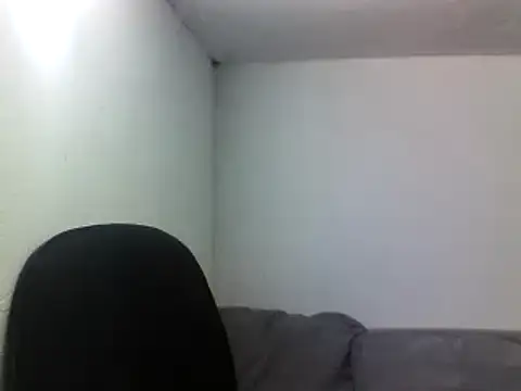 Snapshot of Escarcha-blue chatting on 28, 2, 2025 Escarcha-blue online show from 28, 2, 2025