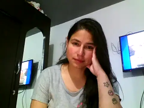 Snapshot of Escarcha-blue chatting on 2, 3, 2025 Escarcha-blue online show from 2, 3, 2025