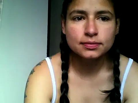 Snapshot of Escarcha-blue chatting on 4, 3, 2025 Escarcha-blue online show from 4, 3, 2025