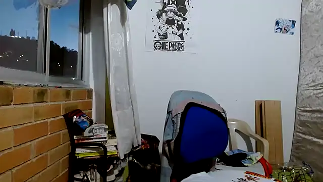 Snapshot of Escarcha-blue chatting on 8, 9, 2025 Escarcha-blue online show from 8, 9, 2025