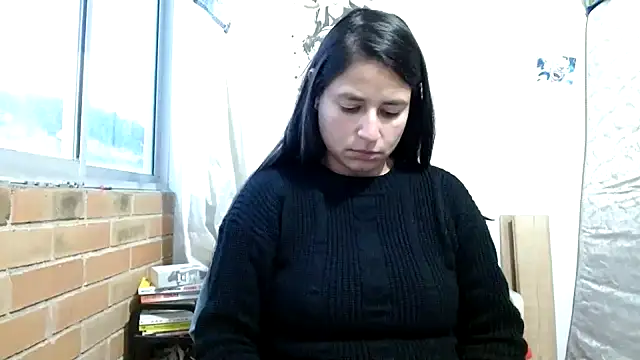 Snapshot of Escarcha-blue chatting on 9, 9, 2025 Escarcha-blue online show from 9, 9, 2025