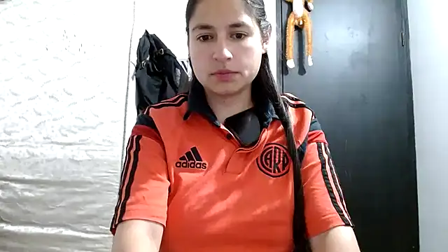 Snapshot of Escarcha-blue chatting on 15, 10, 2025 Escarcha-blue online show from 15, 10, 2025