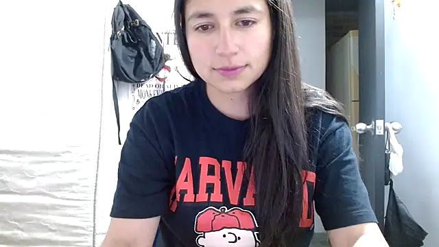 Snapshot of Escarcha-blue chatting on 21, 10, 2025 Escarcha-blue online show from 21, 10, 2025