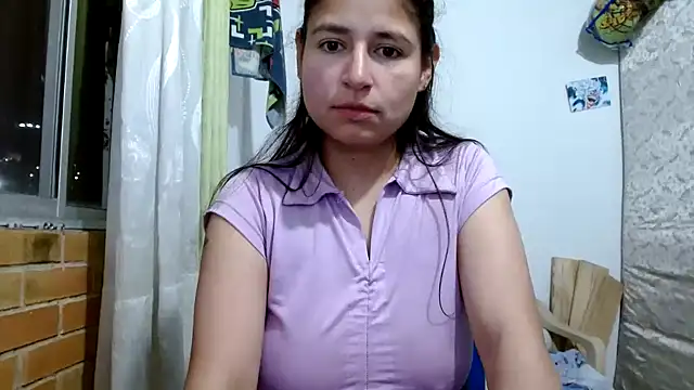 Snapshot of Escarcha-blue chatting on 29, 10, 2025 Escarcha-blue online show from 29, 10, 2025