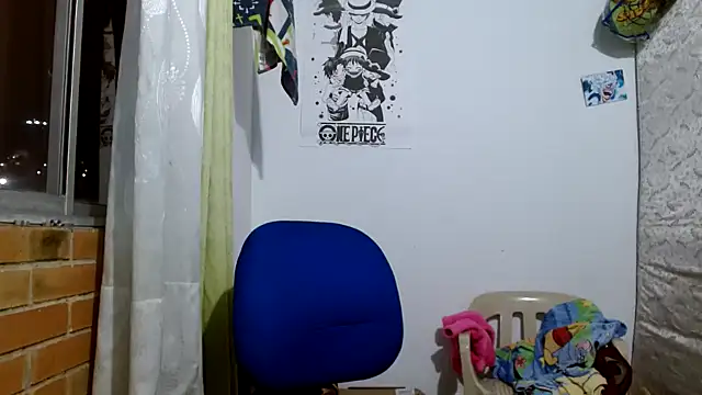 Snapshot of Escarcha-blue chatting on 8, 11, 2025 Escarcha-blue online show from 8, 11, 2025