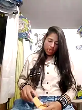 Snapshot of Escarcha-blue chatting on 23, 11, 2025 Escarcha-blue online show from 23, 11, 2025