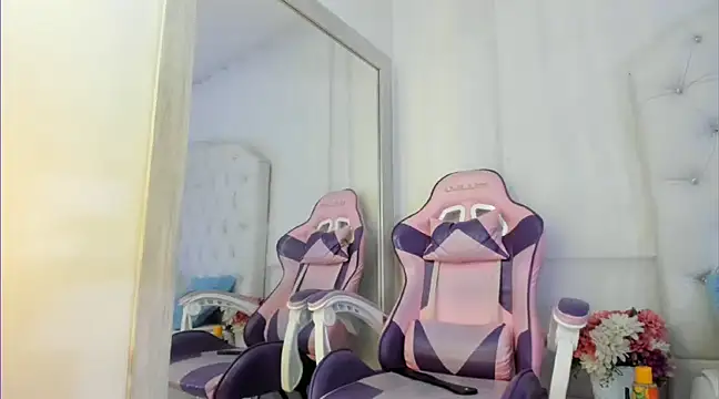 kamii arias online show from 11, 3, 2025