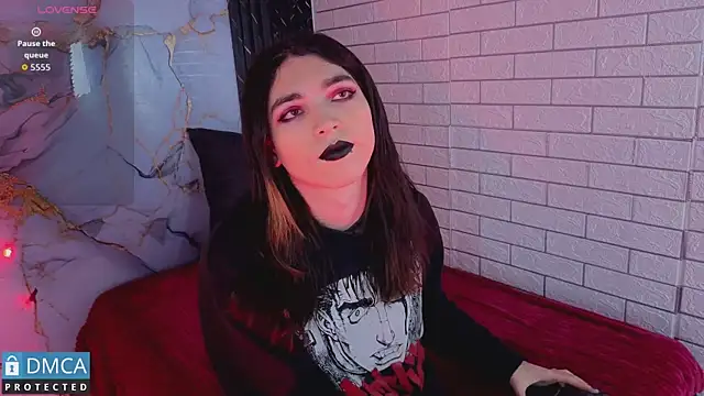 MaeveKuro online show from 6, 6, 2026