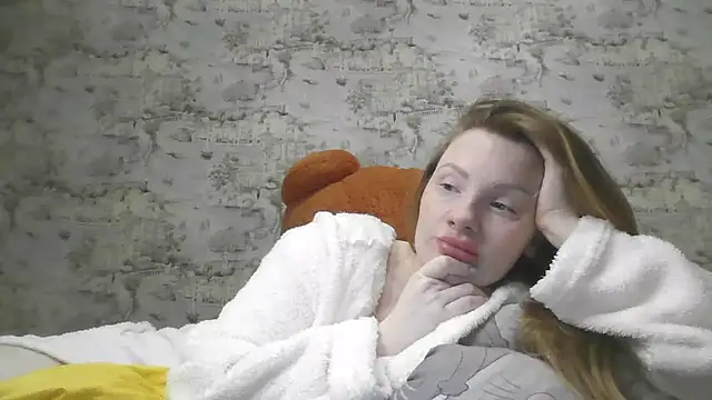 Eveline May online show from 28, 2, 2025