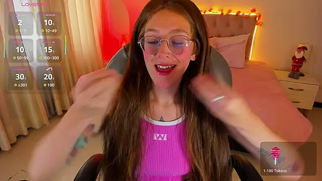 Emily Warren  online show from 25, 11, 2025