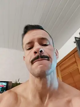 Snapshot of juniortche1313 chatting on 2, 12, 2025 juniortche1313 online show from 2, 12, 2025