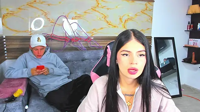 Snapshot of Cloe_roouse chatting on 1, 6, 2026 Cloe roouse online show from 1, 6, 2026