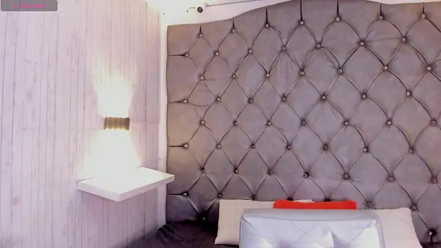 zephyra-angels online show from 8, 3, 2025