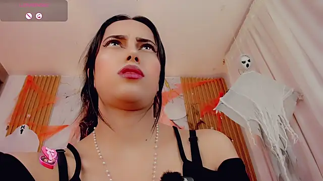 Snapshot of ValeriCardenas chatting on 29, 10, 2025 ValeriCardenas online show from 29, 10, 2025