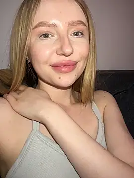 EvaBrooklyn online show from 8, 3, 2025