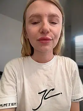 EvaBrooklyn online show from 13, 3, 2025