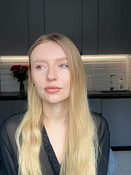 EvaBrooklyn online show from 13, 3, 2025