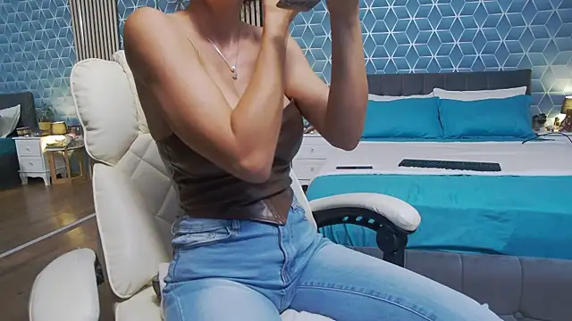 zoeylarkens online show from 29, 9, 2025