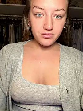 Snapshot of MissMaisiex chatting on 12, 1, 2026 MissMaisiex online show from 12, 1, 2026