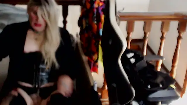 emmex671 online show from 30, 9, 2025